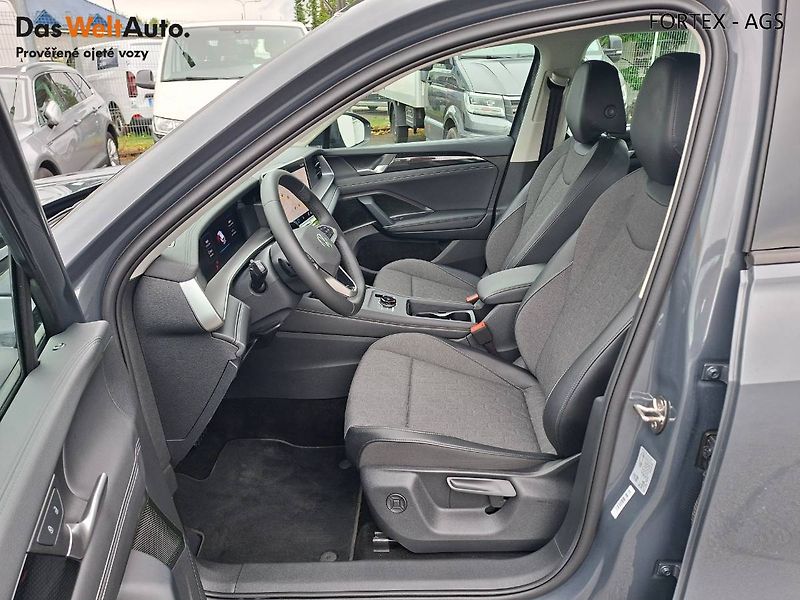 Volkswagen Tayron (2025) 2.0 TDI,142kW,DSG,4x4,Matrix,T - fotka 9 z 33