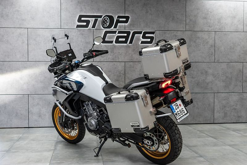 CFMOTO 800MT *REZERVACE* - fotka 3 z 19