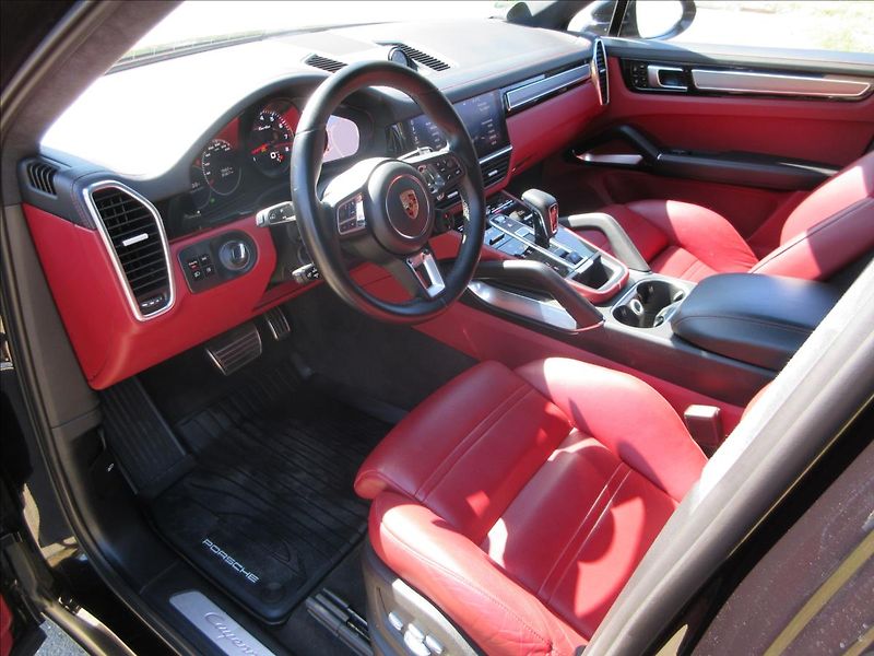 Porsche Cayenne 4,0 Turbo, Coupe, Chrono Matri - fotka 12 z 46