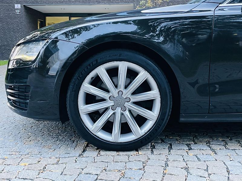 Audi A7 3.0TDI AUT 4x4 KAMERA TAŽNÉ - fotka 46 z 46