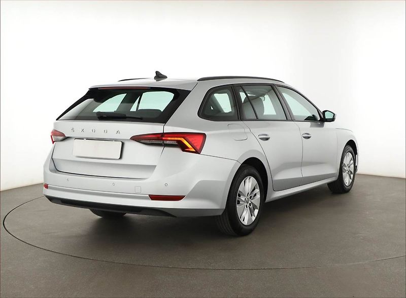 Škoda Octavia (2022) Ambition 2.0 TDI, ČR,1.maj - fotka 5 z 14
