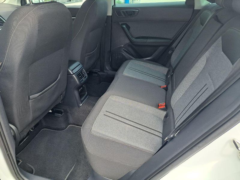 Seat Ateca (2023) 1.0 TSI Style Business, ZÁRUKA - fotka 31 z 34