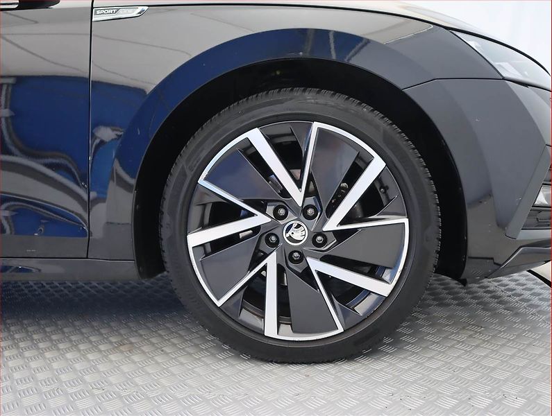 Škoda Octavia (2023) Sportline 2.0 TDI - fotka 15 z 28