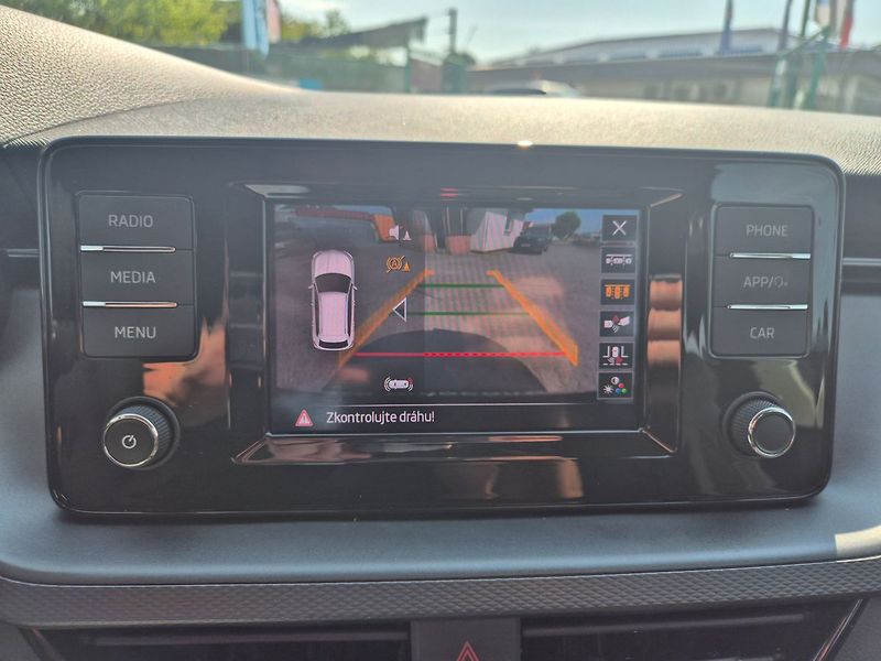 Škoda Kamiq 1,5 TSI 110 kW, CZ, 1. majitel - fotka 19 z 25