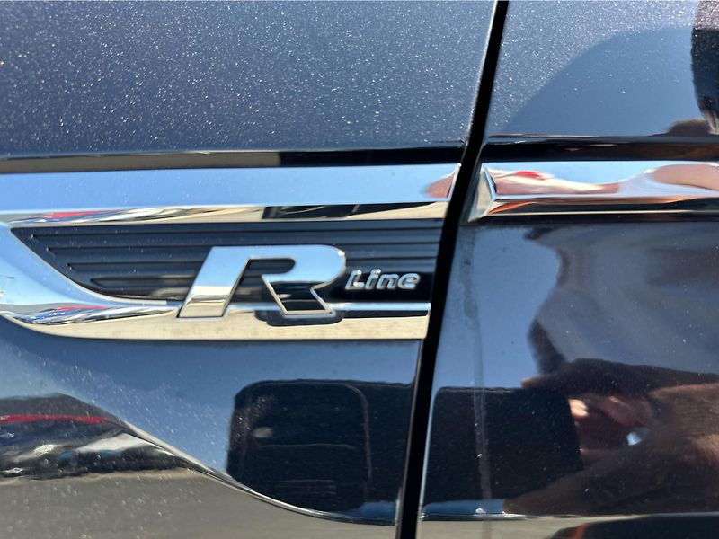Volkswagen Tiguan 2,0 TDI 4M 7DSG SCR - fotka 21 z 26