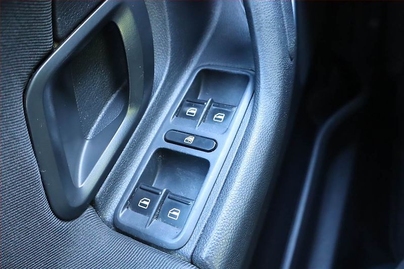 Škoda Roomster (2012) 1.6 TDI, Navi, Tempomat - fotka 18 z 23