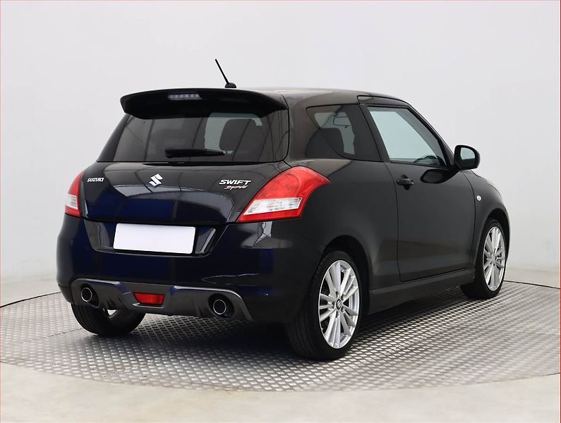 Suzuki Swift (2016) 1.6 Sport, Tempomat - fotka 5 z 16