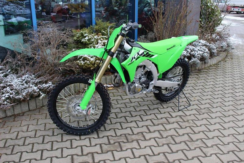 Kawasaki KX 450 F (2025) 2025 SLEVA - fotka 5 z 6