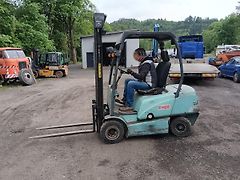 Desta (2002) D20 2000 kg - fotografie inzerátu