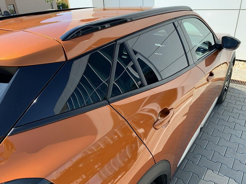 Peugeot 2008 ALLURE 1,2 PureTech 96kW AT - fotka 26 z 30