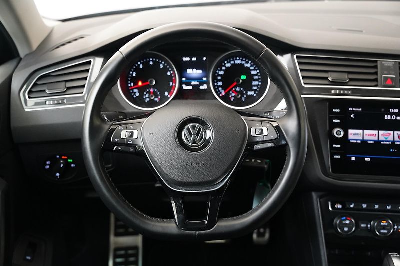 Volkswagen Tiguan - fotka 17 z 26