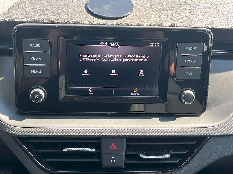 Škoda Kamiq (2023) Ambition 1.0TSi 81kW 6°manuáln - fotka 22 z 27
