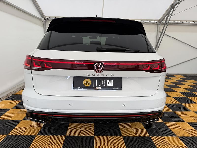 Volkswagen Touareg 3.0Tdi*1-MAJ*DPH*R-LINE*HUD* - fotka 6 z 49