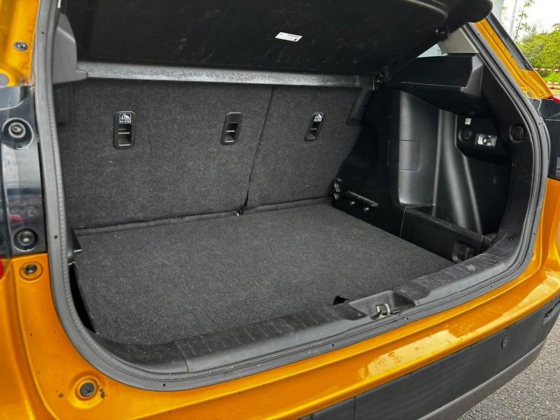Suzuki Vitara 4x4 Elegance 1,4 BoosterJet - fotka 13 z 14
