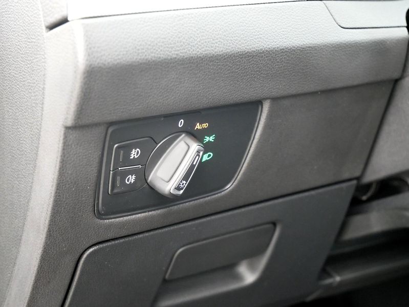 Volkswagen Passat - fotka 13 z 25