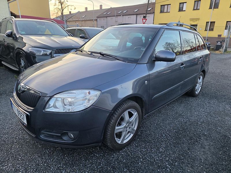 Škoda Fabia II.1.4 16V invalidní úprava TZ - fotka 2 z 35