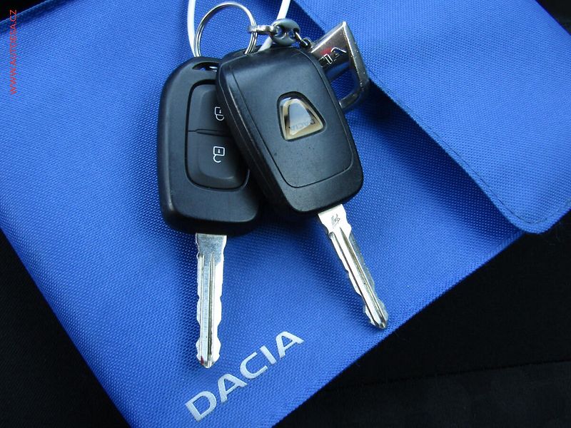 Dacia Lodgy (2016) 1.2 TCe, ČR - fotka 15 z 15