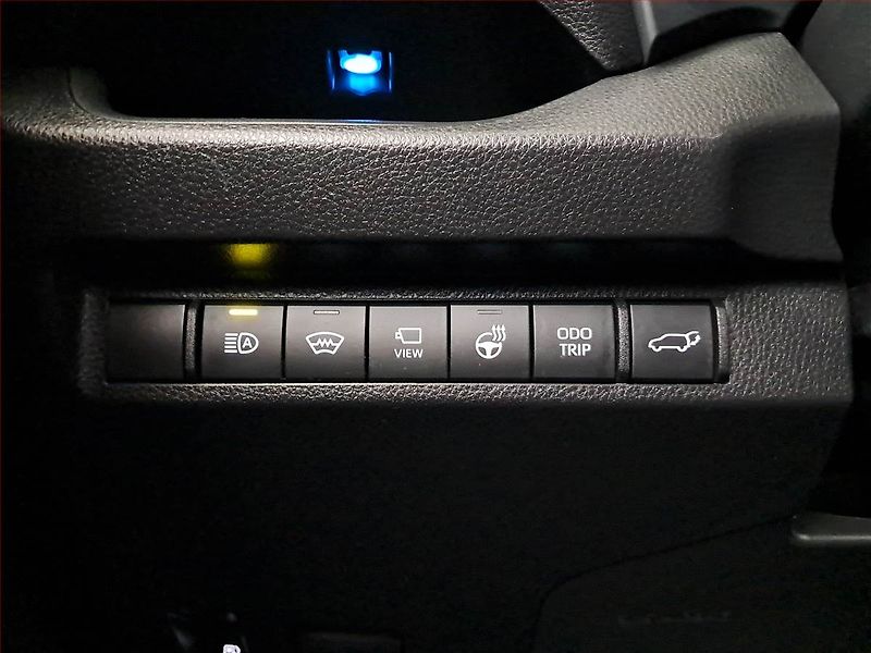 Toyota RAV4 (2024) 2.5 Hybrid - fotka 18 z 19