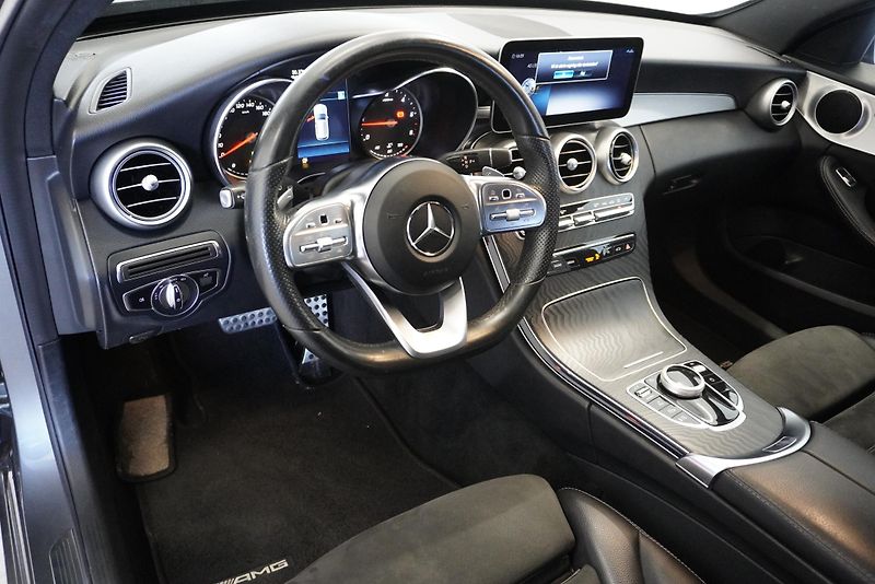 Mercedes-Benz Třídy C (2019) C300 2,0D AMG-LINE AUTOMAT - fotka 12 z 27