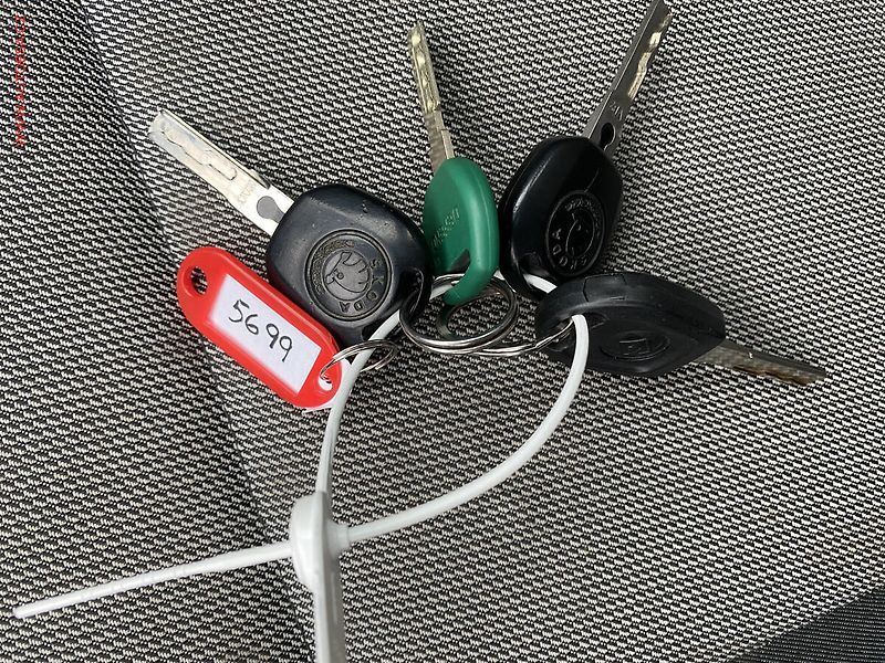 Škoda Fabia (2010) 1.6 TDi, ČR - fotka 15 z 15