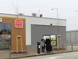 Dvě protilehlé odpočívky mezi sjezdy na Mirotice a Lety patří mezi nejmodernější a největší. Čerpačky jsou prý i technologicky nejvyspělejší v Čechách.