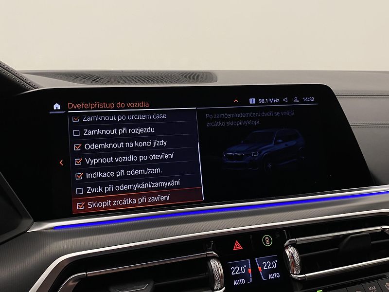 BMW X5 M50D xDrive CZ AUT REZERVACE - fotka 95 z 123