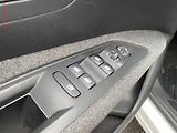 Peugeot 3008 (2018) 1.5 HDi, Active, AT, navi - náhled 13