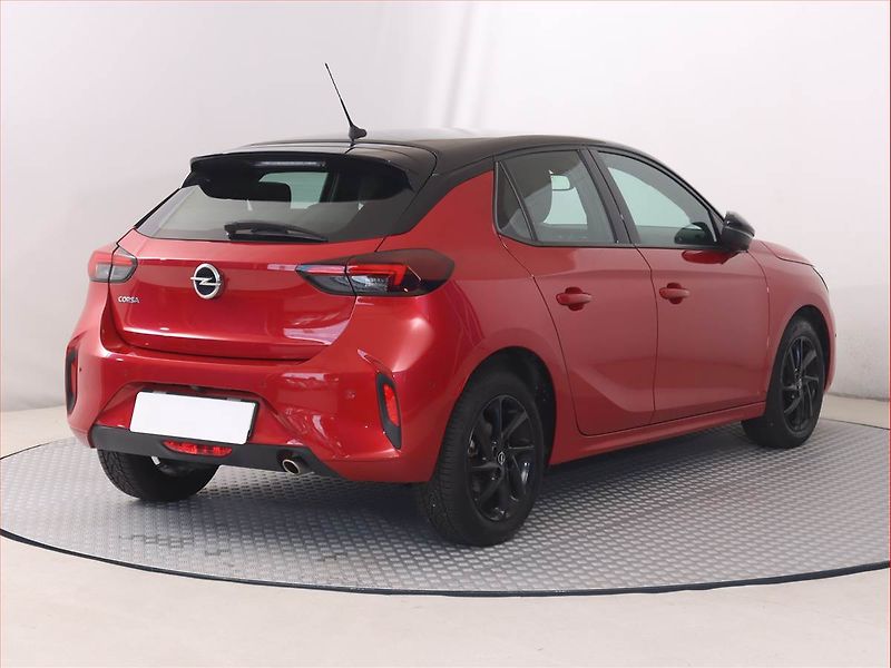 Opel Corsa (2022) GS Line 1.2 Turbo, Serv.kniha - fotka 5 z 19