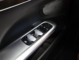 Mercedes-Benz Třídy C (2023) C 300 e - náhled 18