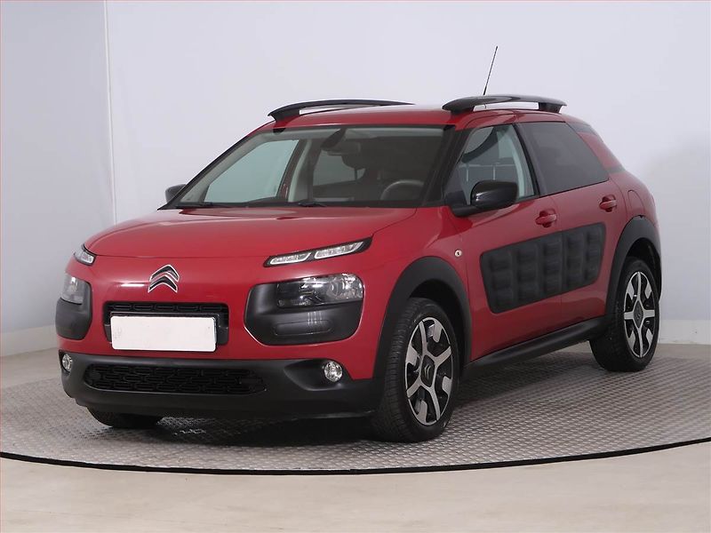 Volkswagen Tayron (2025) 1.5 eTSI - fotka 2 z 27