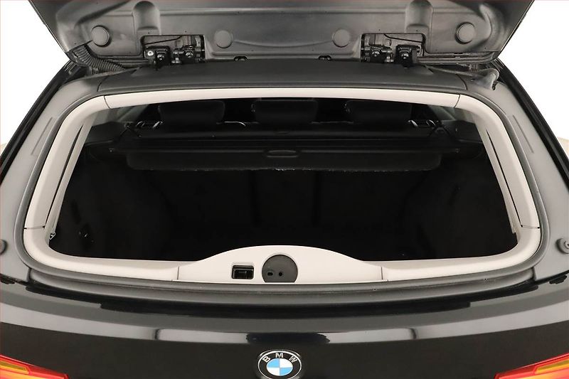 BMW Řada 3 (2014) 320 d xDrive, 4X4, Navi - fotka 18 z 20