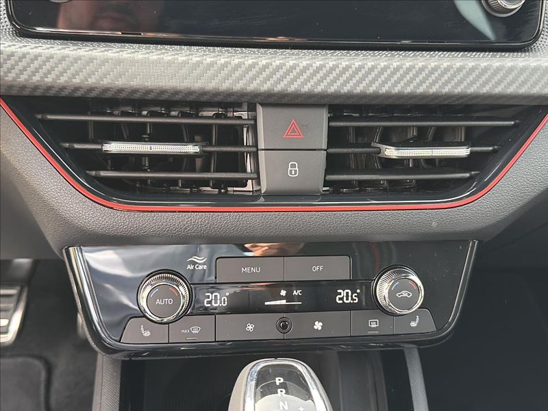 Škoda Kamiq 1,5 TSI 110 kW DSG Monte Carlo - fotka 26 z 35