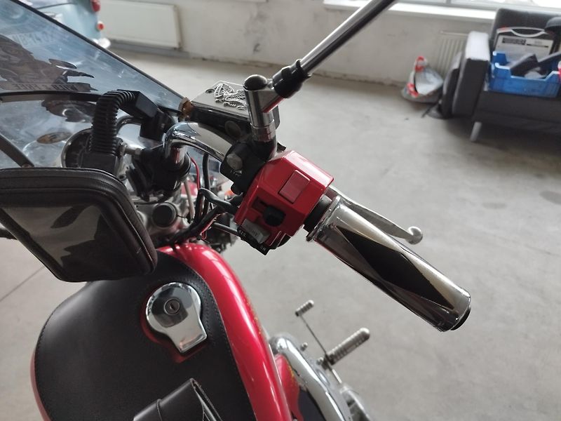 Yamaha XV 535 Virago (1994) 535 34KW KUFRY PADÁKY NOVÁ STK - fotka 13 z 14