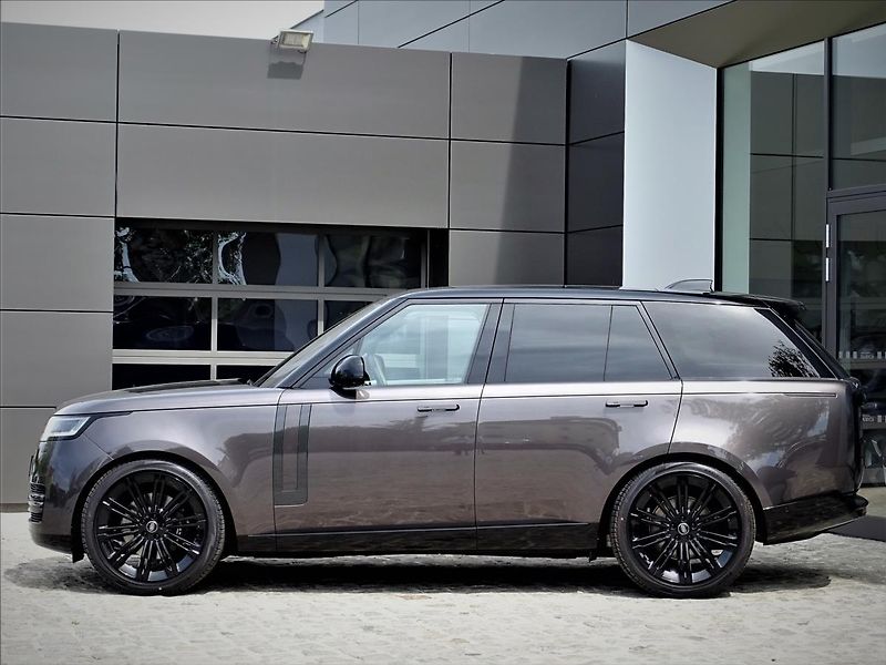 Land Rover Range Rover (2026) 3,0 D350 AUTOBIOGRAPHY SWB - fotka 2 z 47