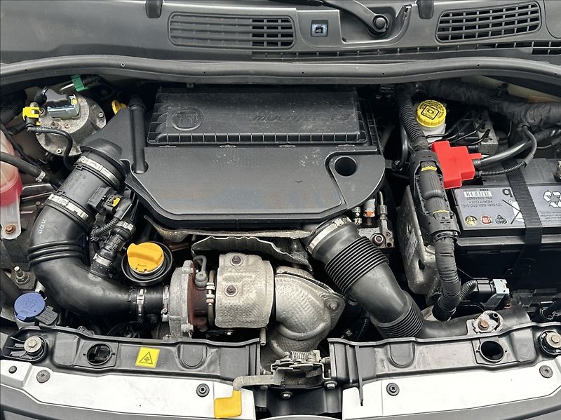 Fiat Panda 1,3 JTD 75PS  Pop 4x4 - fotka 41 z 49