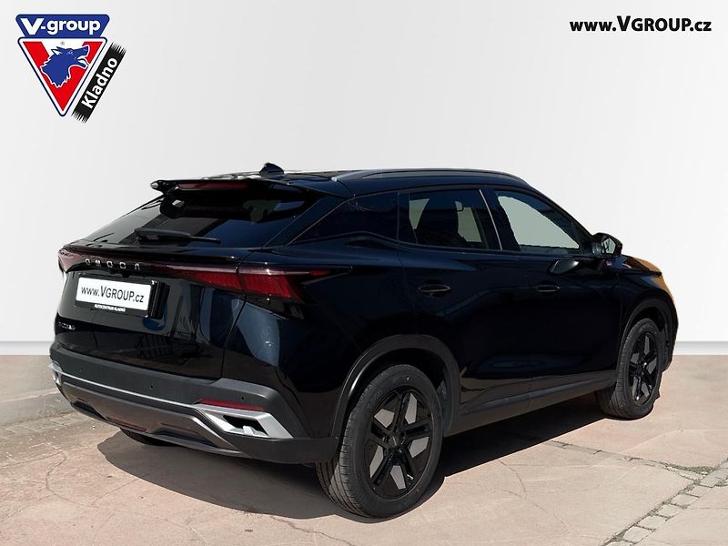 Omoda 5 (2025) 1.6 Premium 108 kW - fotka 4 z 49