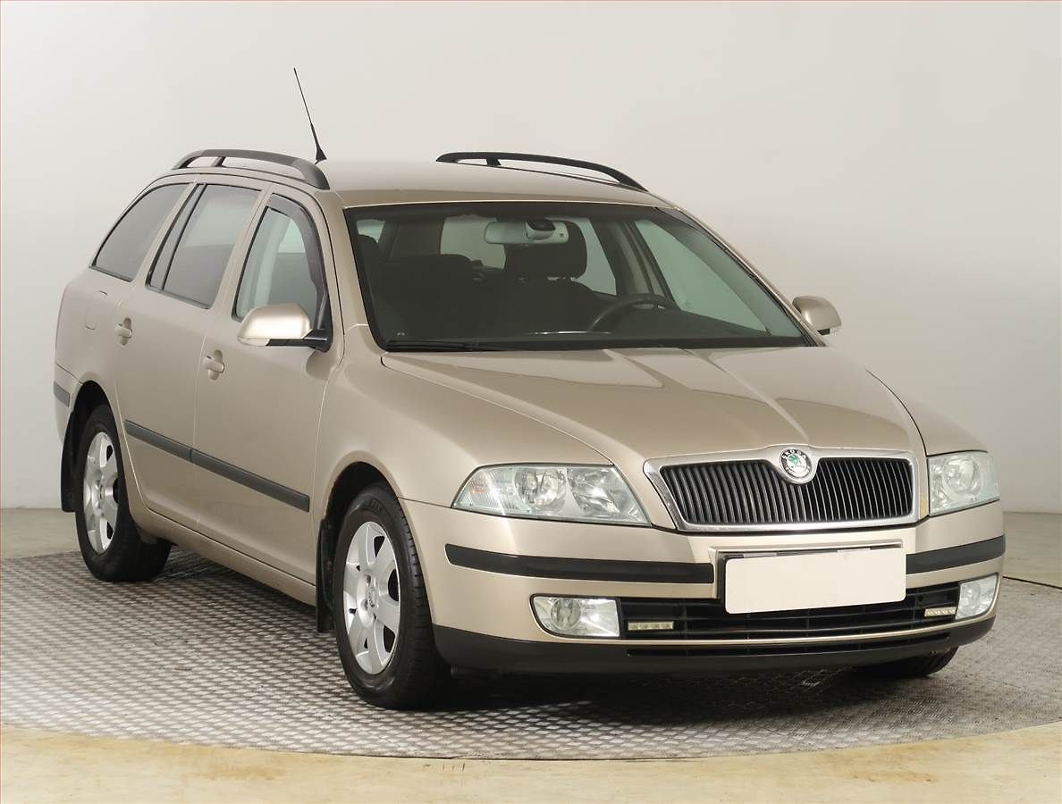 Škoda Octavia 2.0 TDI, po STK, Tažné