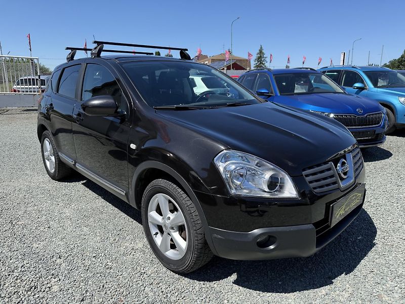Nissan Qashqai 2.0 DCI 4x4 - fotka 1 z 13