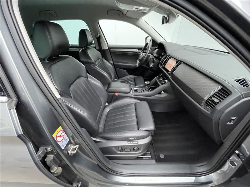 Škoda Kodiaq 2,0 TDI 4x4 DSG Style WEBA+TZ - fotka 20 z 28