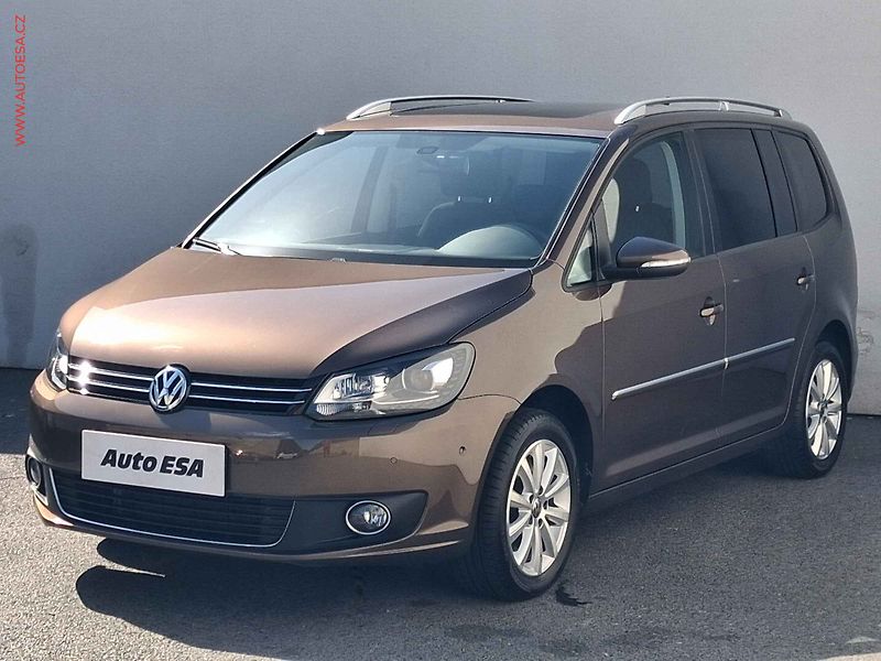 Volkswagen Touran (2012) 1.4 TSi, Highline, DSG - fotka 3 z 19