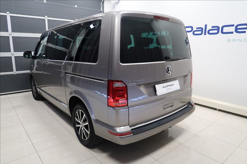 Volkswagen Multivan 2,0 TDI DSG 4MOTION HIGHLINE - fotka 7 z 45