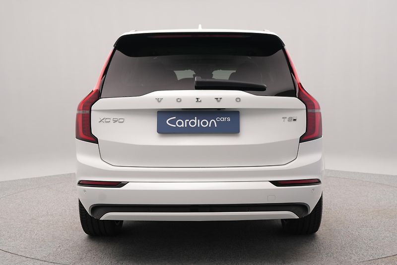 Volvo XC90 (2026) T8 AWD Plug-in ULTRA DARK 7m - fotka 11 z 30