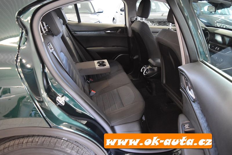 Alfa Romeo Stelvio 2.2 JTD Q4 FACELIFT 2021 - fotka 16 z 56