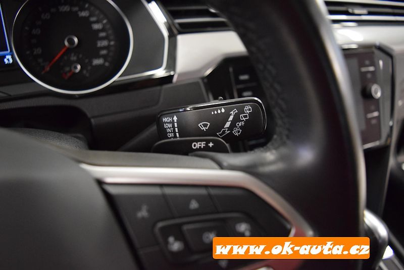 Volkswagen Passat 2.0 TDI BREAK LIFE DSG 2023 - fotka 37 z 52