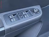 Volkswagen Sharan (2011) 2.0 TDi, Highline, navi - náhled 13