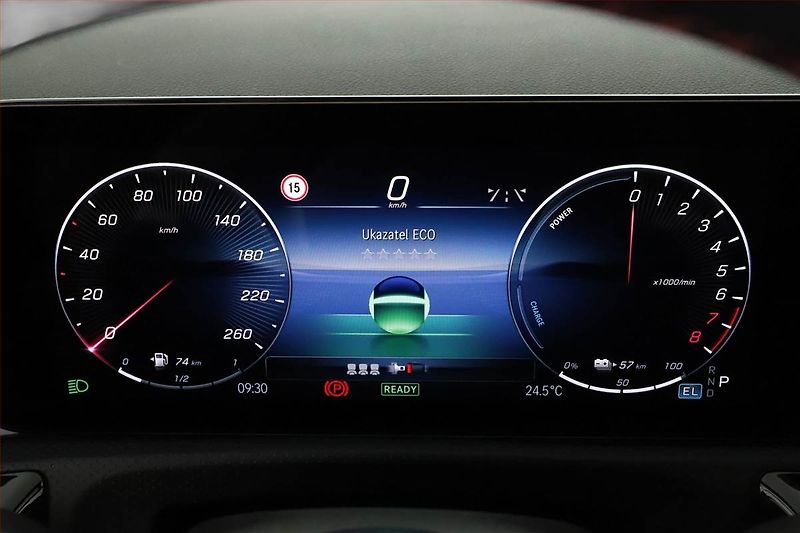 Mercedes-Benz Třídy A (2025) A 250 e, AMG Line, Navigace - fotka 9 z 24