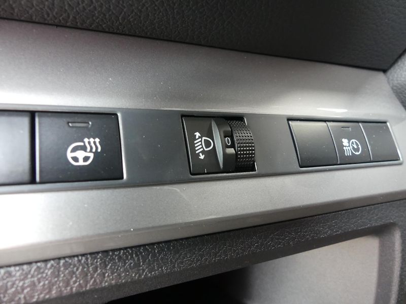 Citroën SpaceTourer (2026) SHINE L3 2.2 BHDi 180 VIP pack - fotka 26 z 34
