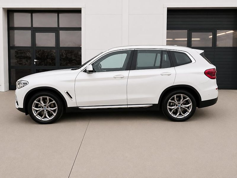 BMW X3 xDrive30d Model X-Line - fotka 3 z 27