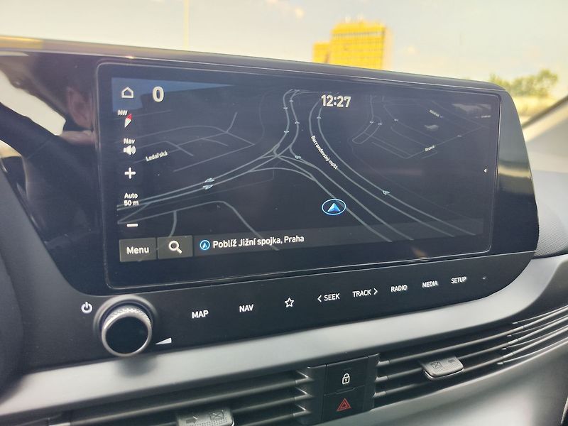 Hyundai i20 1.0 T-GDi/74kW GO! WINTER DCT - fotka 20 z 31