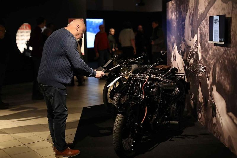 Technické muzeum v Brně otevřelo ve středu 24. ledna novou výstavu s názvem Ariel v českých zemích.